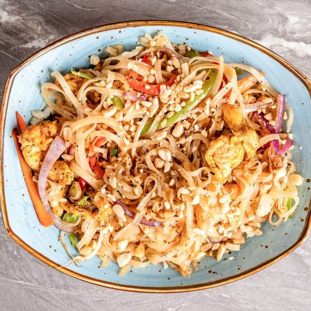 Chicken Pad Thai.